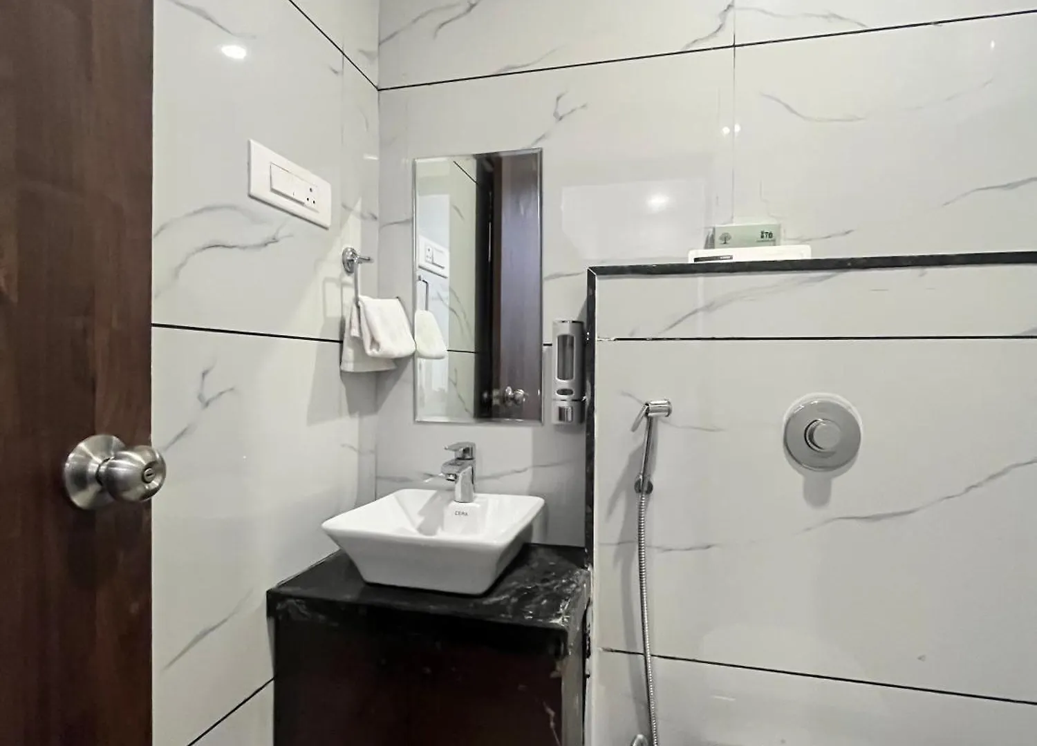 ***  Jeel Pearl Hotel Udaipur Hindistan